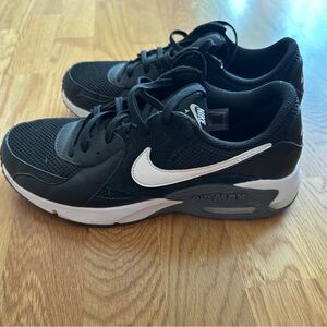 Nike Black and White Sneakers